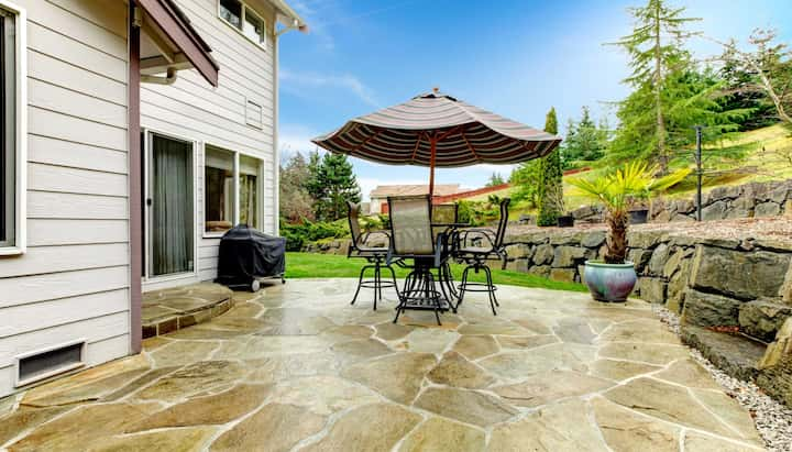 Beautifully Textured and Patterned Concrete Patios in Staten Island, New York